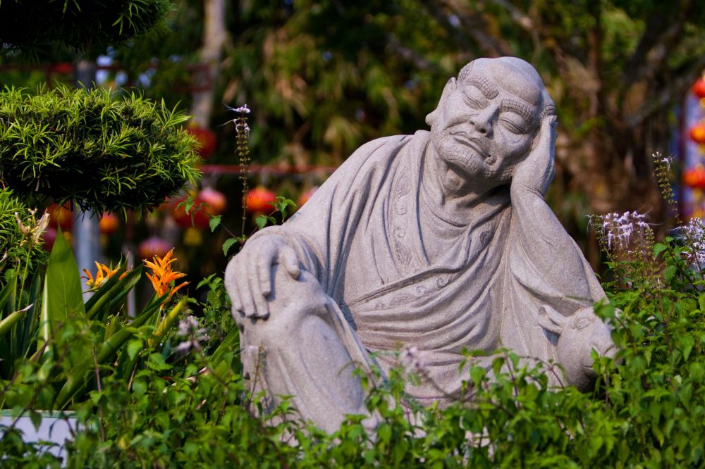 can you become a buddha by sitting and doing nothing?